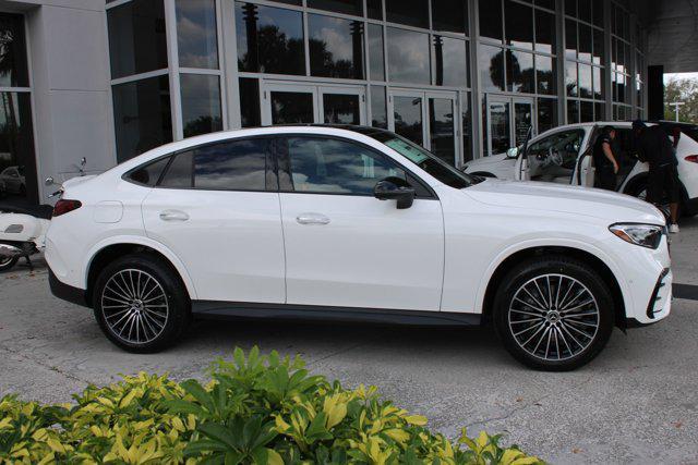 new 2025 Mercedes-Benz GLC 300 car, priced at $66,195