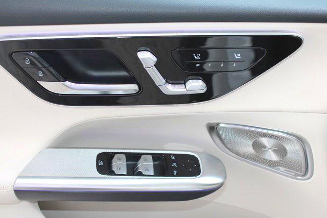 new 2025 Mercedes-Benz GLC 300 car, priced at $56,375
