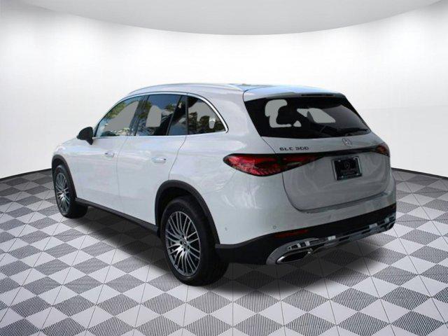 new 2025 Mercedes-Benz GLC 300 car, priced at $56,375