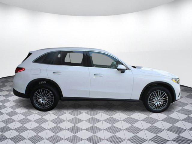 new 2025 Mercedes-Benz GLC 300 car, priced at $56,375