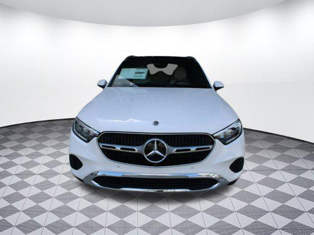 new 2025 Mercedes-Benz GLC 300 car, priced at $56,375