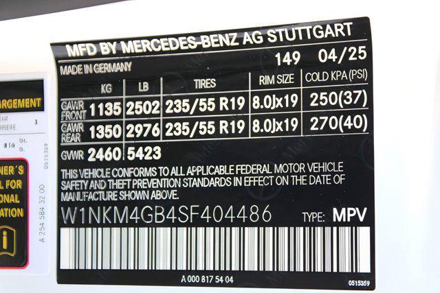 new 2025 Mercedes-Benz GLC 300 car, priced at $56,375