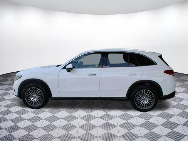 new 2025 Mercedes-Benz GLC 300 car, priced at $56,375