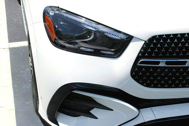 new 2025 Mercedes-Benz GLE 450 car, priced at $91,755