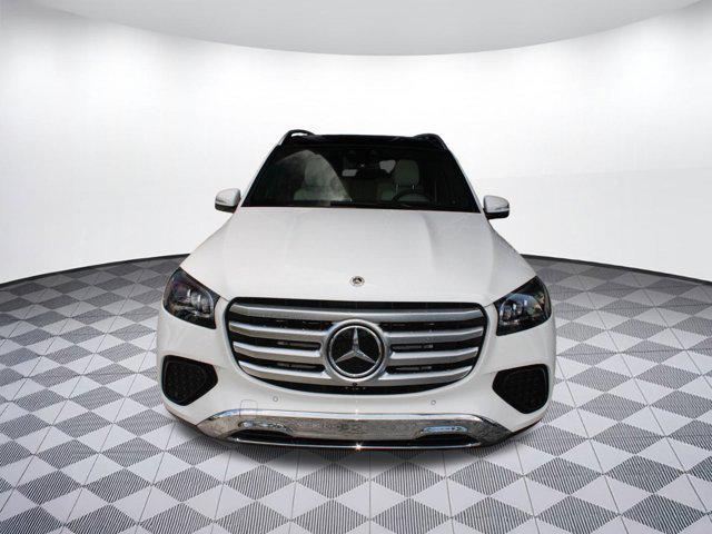 new 2025 Mercedes-Benz GLS 450 car, priced at $92,690