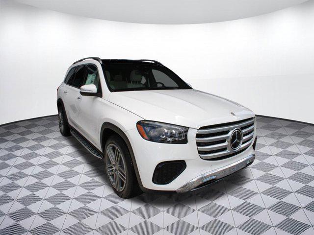 new 2025 Mercedes-Benz GLS 450 car, priced at $92,690