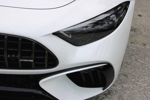 new 2025 Mercedes-Benz AMG SL 55 car, priced at $173,390