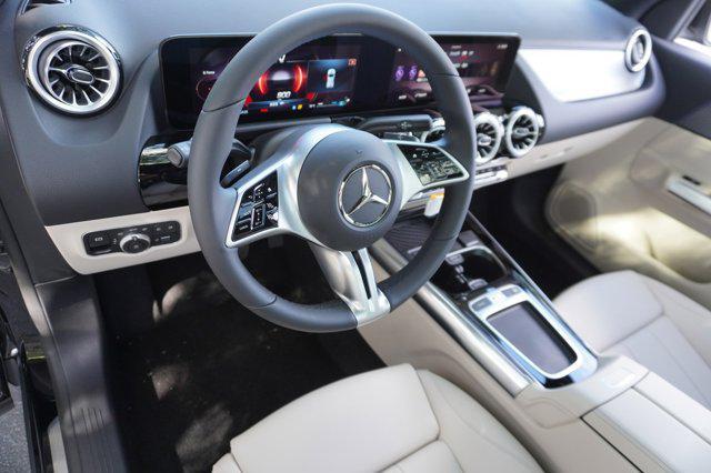 new 2025 Mercedes-Benz GLA 250 car, priced at $45,650