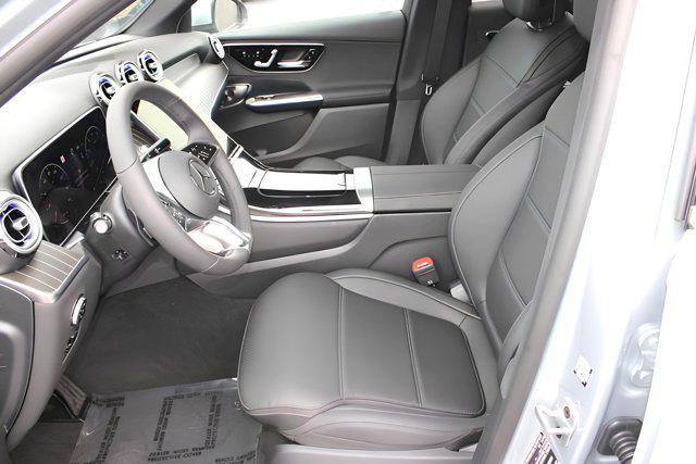new 2025 Mercedes-Benz GLC 300 car, priced at $59,995
