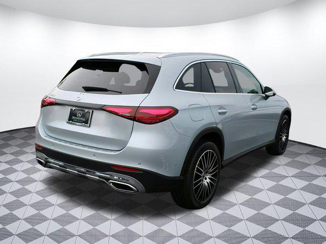 new 2025 Mercedes-Benz GLC 300 car, priced at $59,995