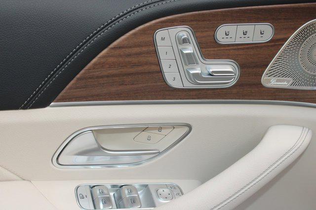 new 2025 Mercedes-Benz GLE 580 car, priced at $108,315