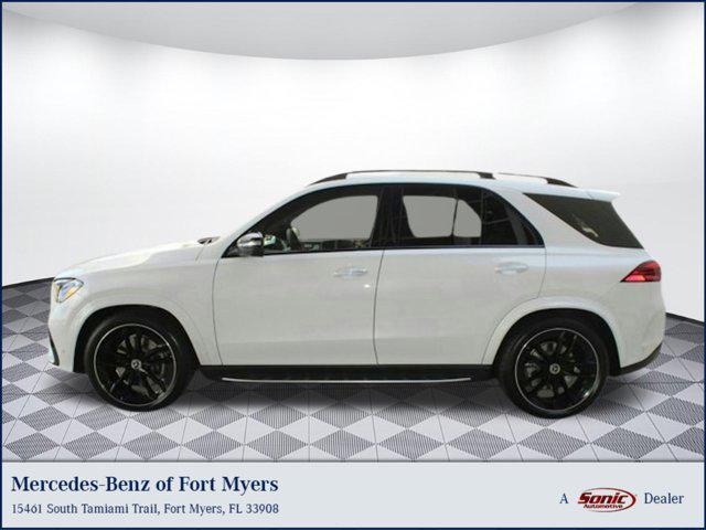 new 2025 Mercedes-Benz GLE 580 car, priced at $108,315