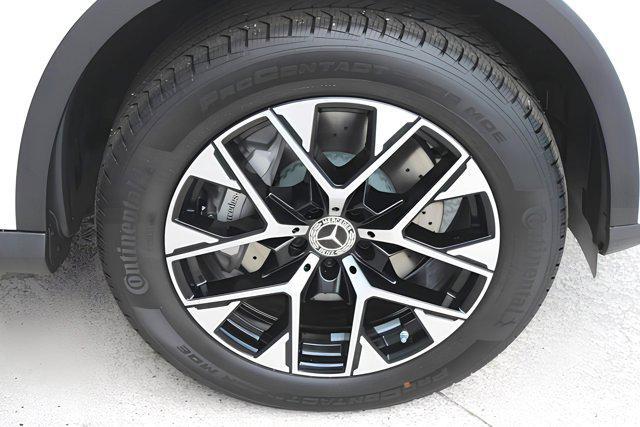 new 2025 Mercedes-Benz GLC 350e car, priced at $68,390