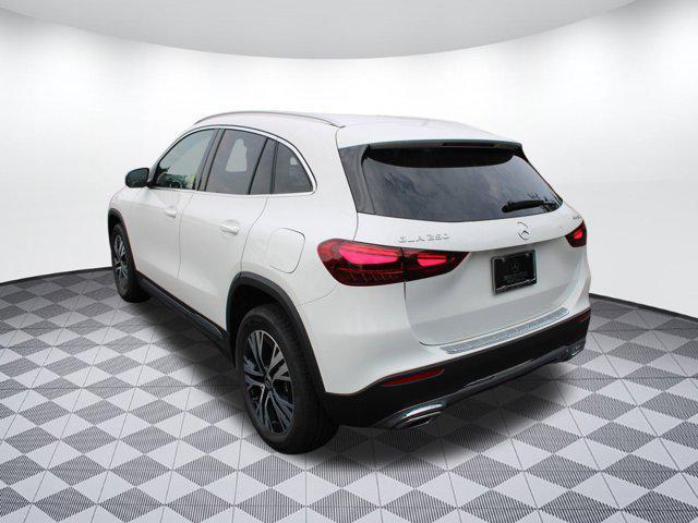 new 2025 Mercedes-Benz GLA 250 car, priced at $44,250