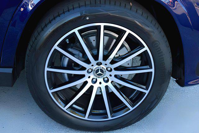 new 2025 Mercedes-Benz GLS 580 car, priced at $134,860