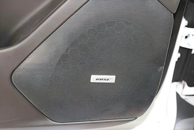 used 2022 Cadillac XT5 car, priced at $34,999