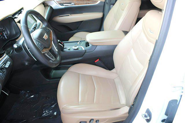 used 2022 Cadillac XT5 car, priced at $34,999