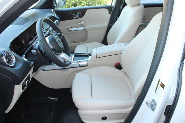 new 2025 Mercedes-Benz GLB 250 car, priced at $49,580