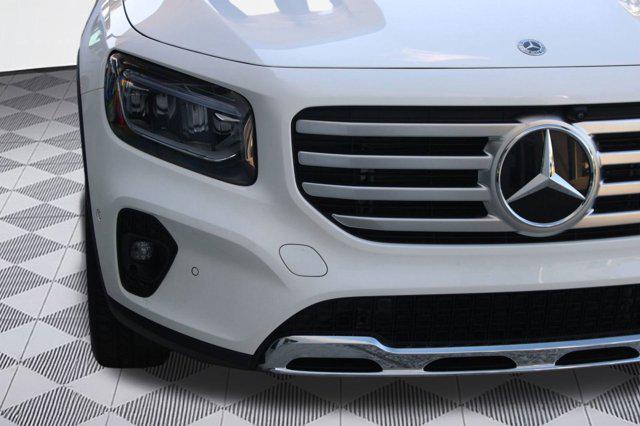 used 2025 Mercedes-Benz GLB 250 car, priced at $39,498