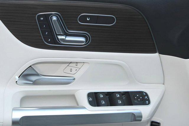 used 2025 Mercedes-Benz GLB 250 car, priced at $49,580