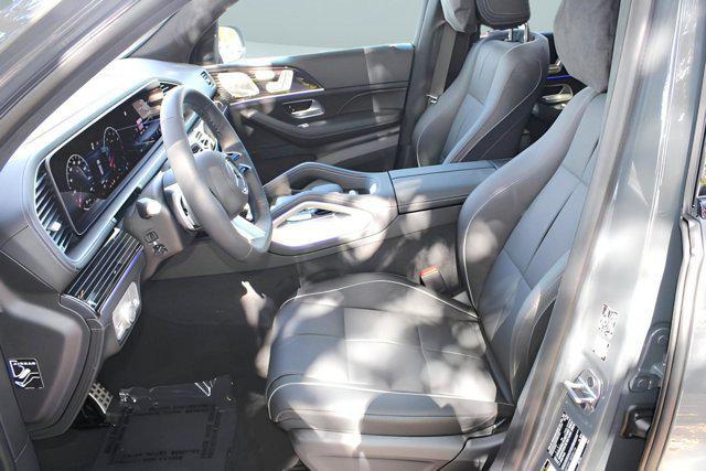 new 2025 Mercedes-Benz GLS 580 car, priced at $139,370