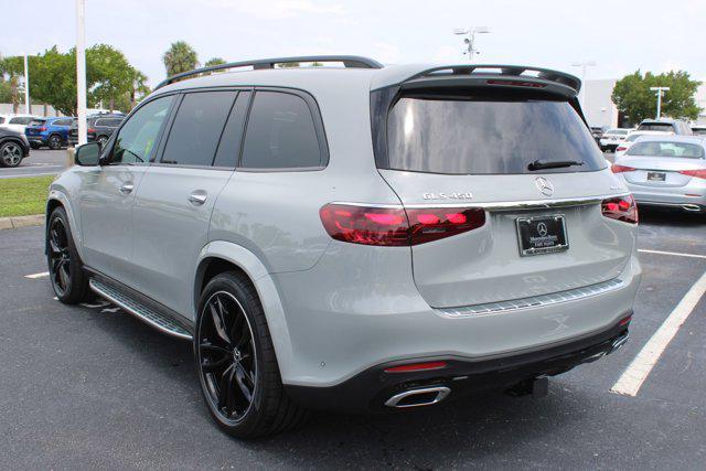 new 2025 Mercedes-Benz GLS 450 car, priced at $114,060
