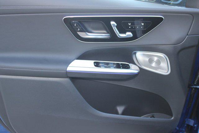 new 2025 Mercedes-Benz GLC 300 car, priced at $71,555
