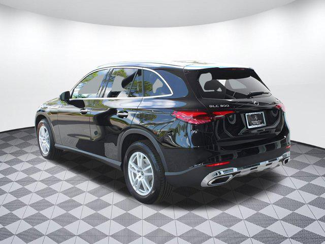 new 2025 Mercedes-Benz GLC 300 car, priced at $56,585