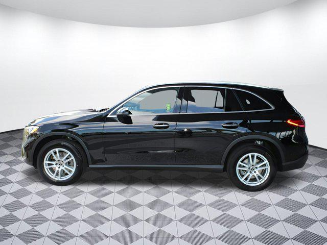new 2025 Mercedes-Benz GLC 300 car, priced at $56,585
