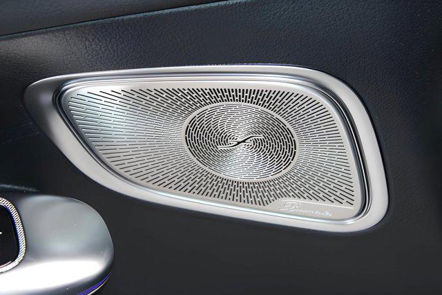new 2025 Mercedes-Benz GLC 300 car, priced at $56,585