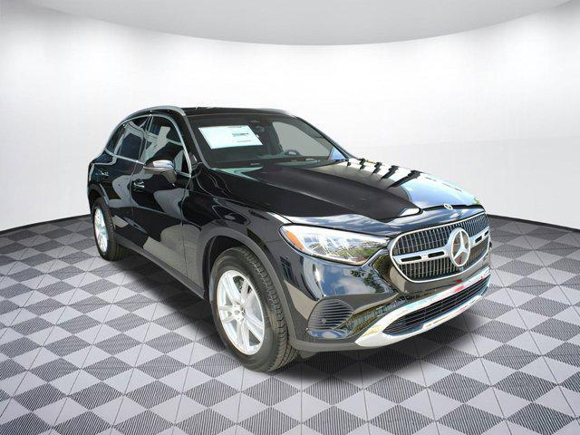 new 2025 Mercedes-Benz GLC 300 car, priced at $56,585