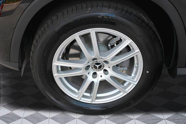 new 2025 Mercedes-Benz GLC 300 car, priced at $56,585