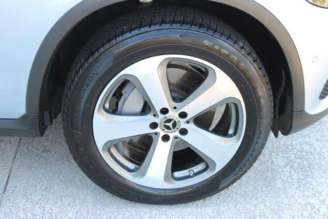 used 2017 Mercedes-Benz GLC 300 car, priced at $15,498
