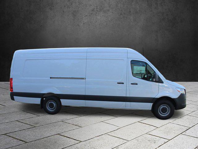 new 2025 Mercedes-Benz Sprinter 2500 car, priced at $72,018