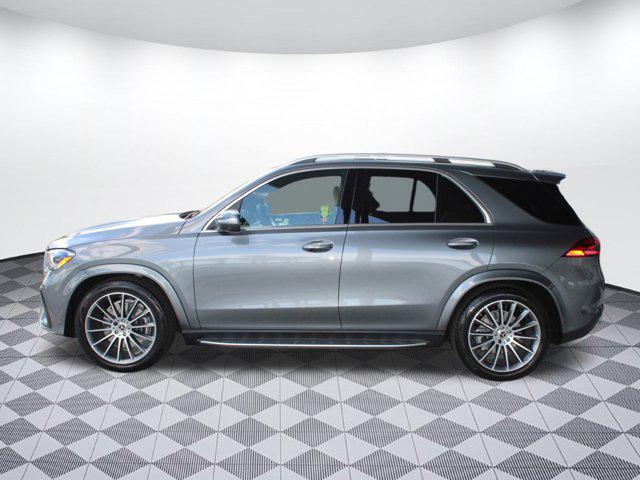 new 2025 Mercedes-Benz GLE 450 car, priced at $92,060