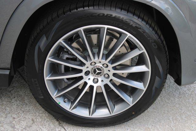 new 2025 Mercedes-Benz GLE 450 car, priced at $92,060