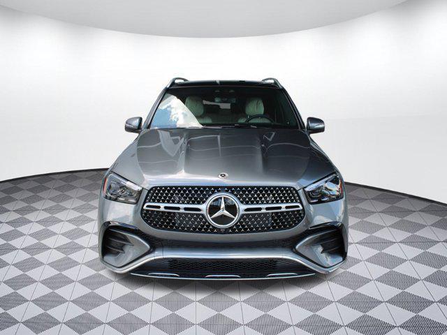 new 2025 Mercedes-Benz GLE 450 car, priced at $92,060