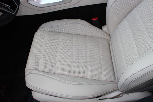 new 2025 Mercedes-Benz GLE 450 car, priced at $92,060