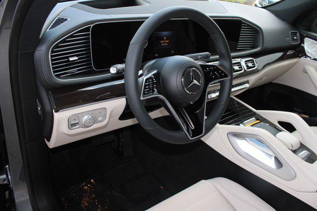 new 2025 Mercedes-Benz GLE 450 car, priced at $92,060