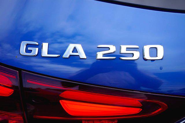 used 2025 Mercedes-Benz GLA 250 car, priced at $39,999