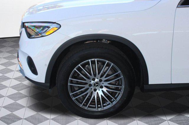 new 2026 Mercedes-Benz GLC 300 car, priced at $60,250