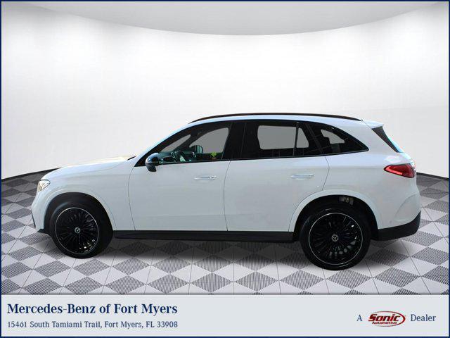 new 2025 Mercedes-Benz GLC 300 car, priced at $60,075