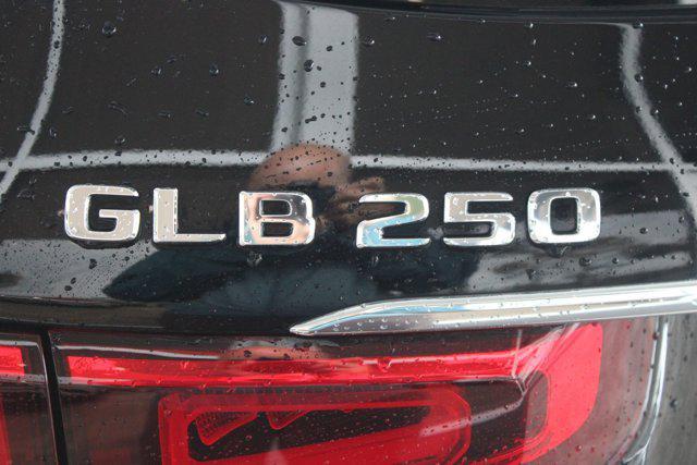 used 2021 Mercedes-Benz GLB 250 car, priced at $25,999