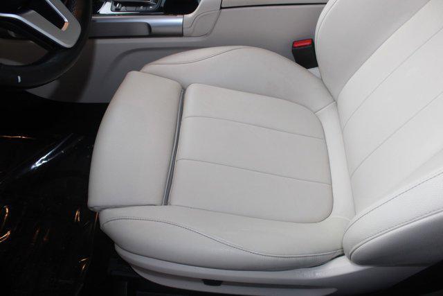 used 2021 Mercedes-Benz GLB 250 car, priced at $25,999