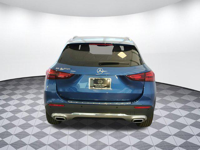 new 2025 Mercedes-Benz GLA 250 car, priced at $48,395