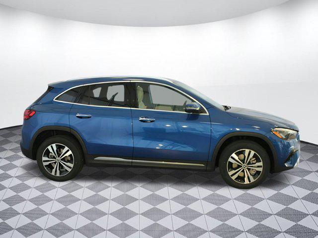 new 2025 Mercedes-Benz GLA 250 car, priced at $48,395