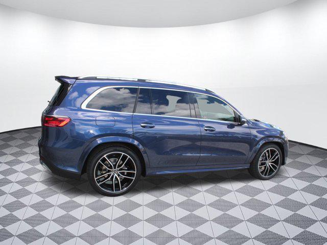 new 2025 Mercedes-Benz GLS 450 car, priced at $105,300