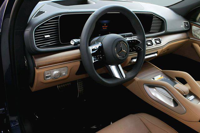 new 2025 Mercedes-Benz GLS 450 car, priced at $105,300