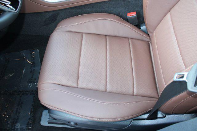 new 2025 Mercedes-Benz GLE 350 car, priced at $74,385