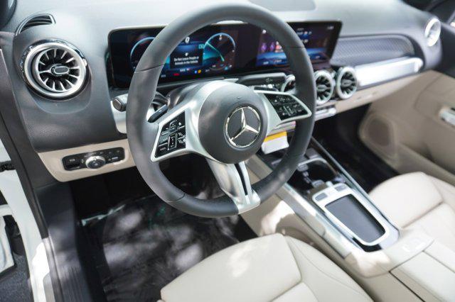 new 2025 Mercedes-Benz GLB 250 car, priced at $48,645